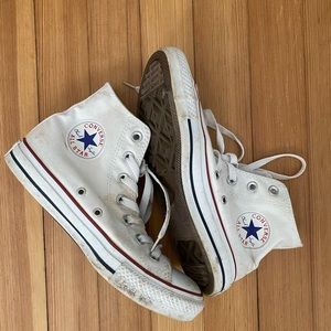 White Converse Size 8